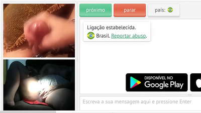 Лижет киску